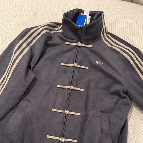 (SOLD) Adidas Tang Jacket - Navy Sz: Small - Picture 8 of 9